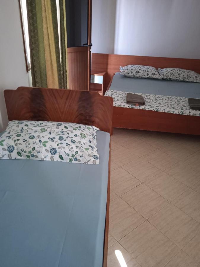 Hotel Moris Дуррес Экстерьер фото