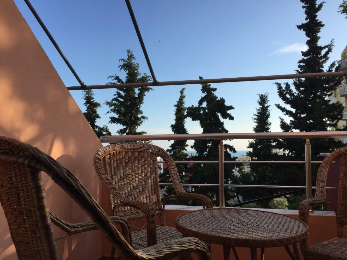 Hotel Moris Дуррес Экстерьер фото