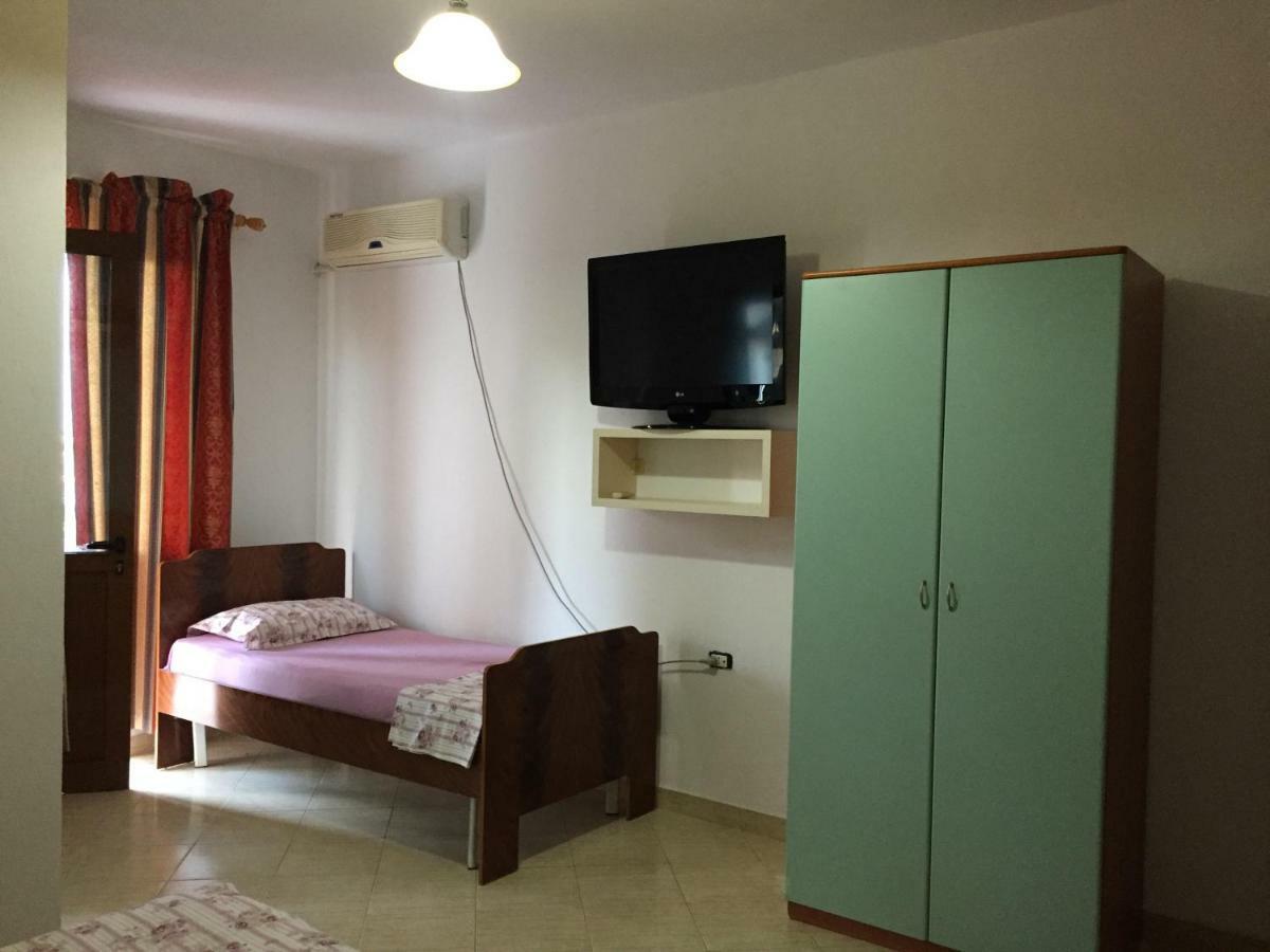 Hotel Moris Дуррес Экстерьер фото
