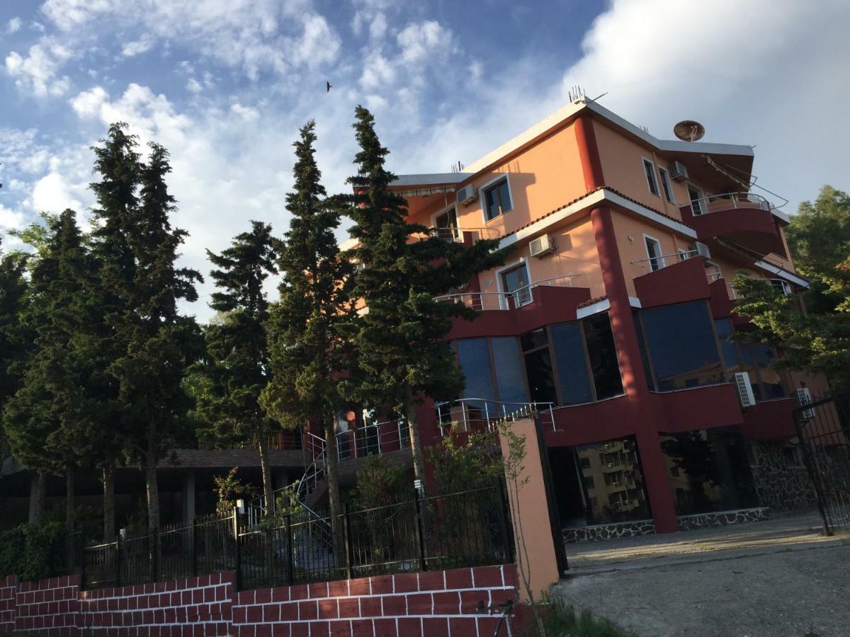 Hotel Moris Дуррес Экстерьер фото
