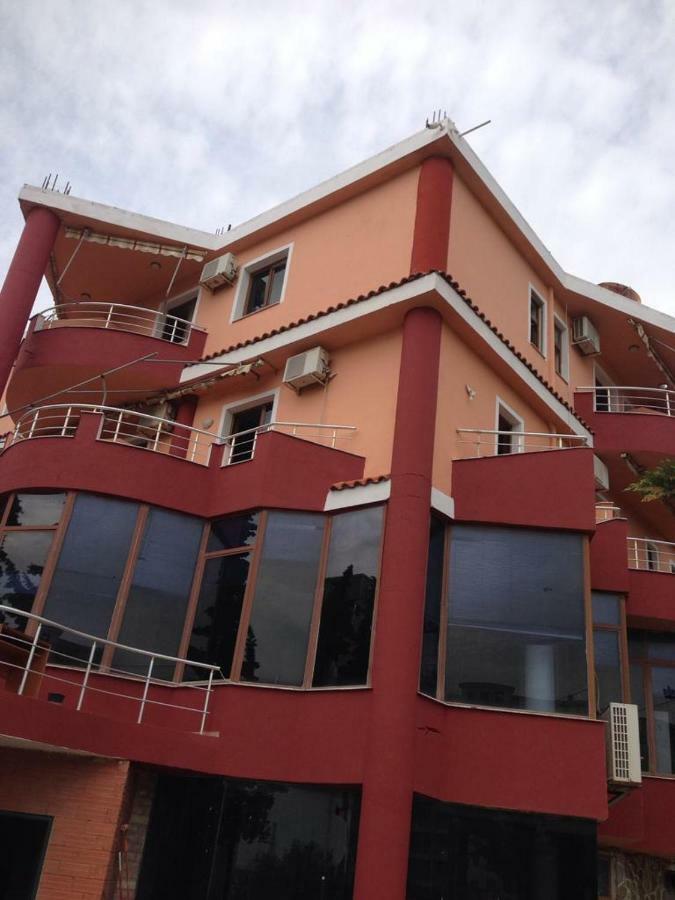 Hotel Moris Дуррес Экстерьер фото